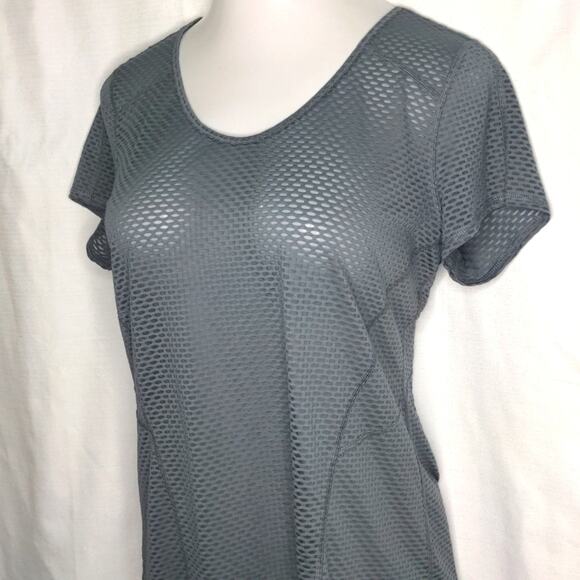CALVIN KLEIN Gray Performance Gear Mesh Top XL Athleisure Workout Tee - Picture 3 of 8